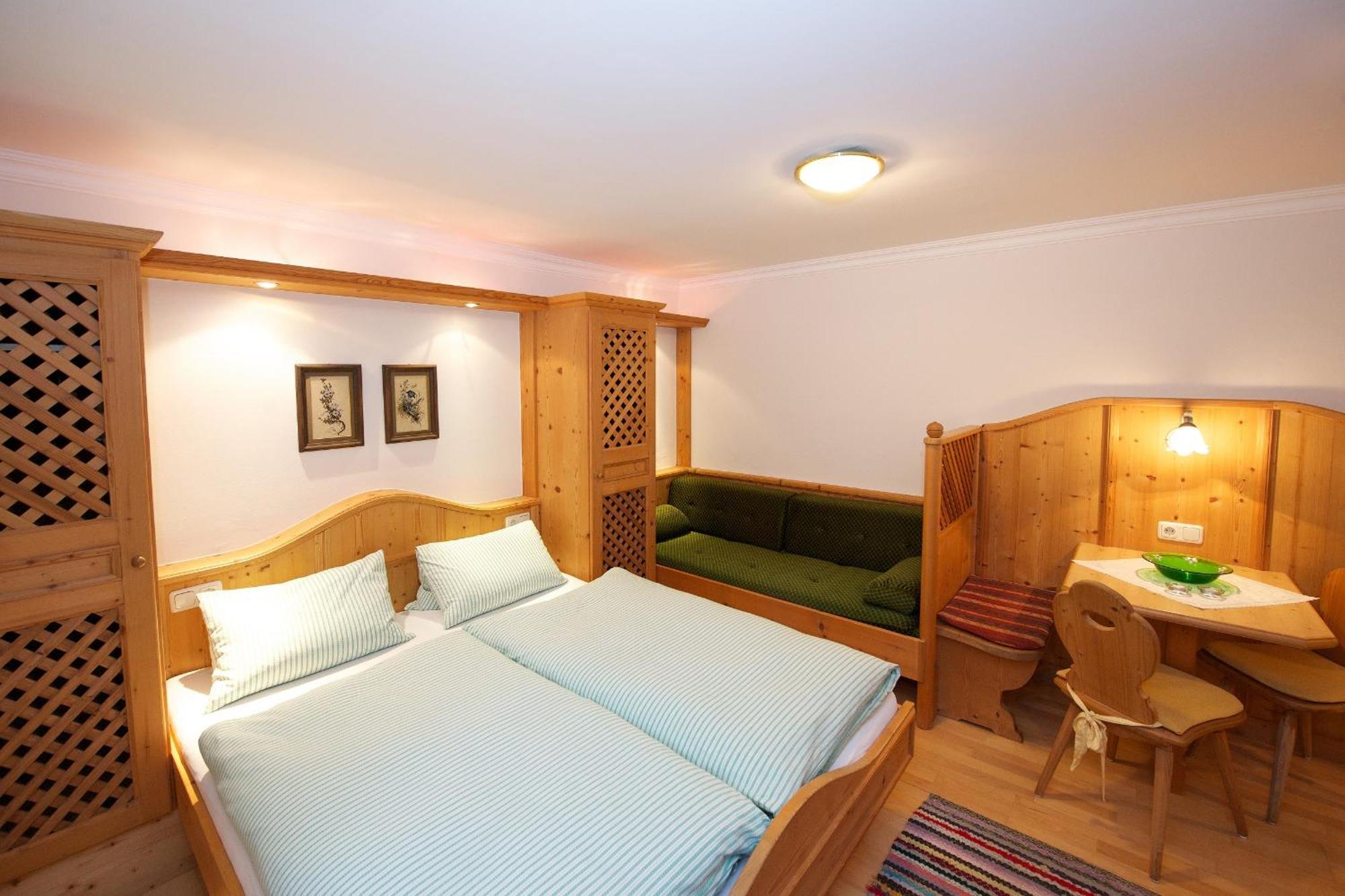 Forsthaus Pernthaner Apartment *