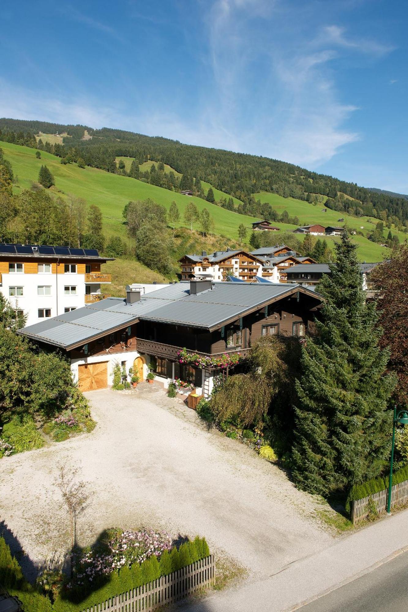 Apartment Forsthaus Pernthaner Saalbach